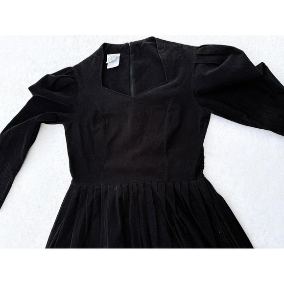 Laura Ashley Black Corduroy Long Puff Sleeve Midi Dress Size 10 Romantic Cottage - Picture 8 of 16
